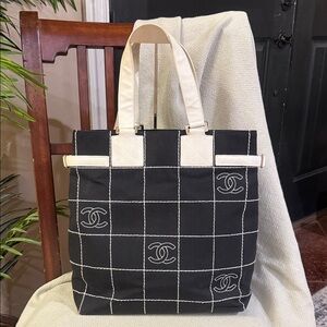 Authentic Vintage CHANEL CC Series 8 Canvas Logo Tote Bag with COA